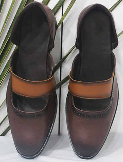 MENS JHUTTI IN BROWN STRAP PATTERN