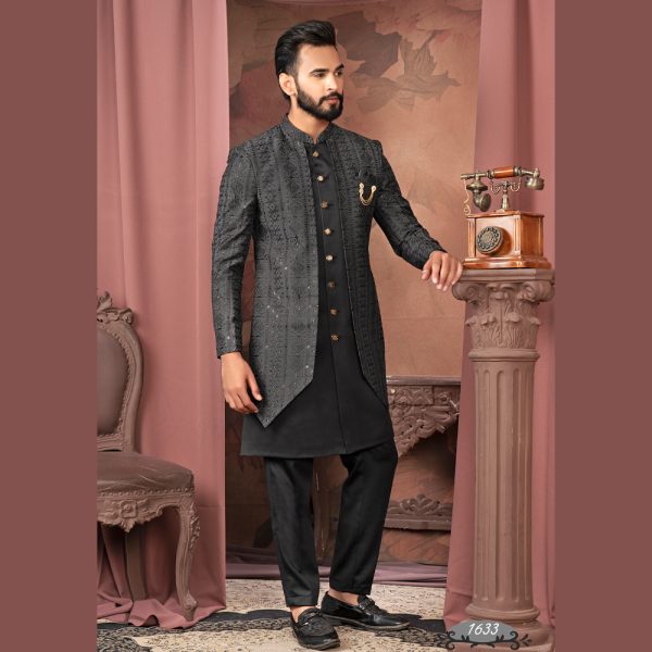 Bridalwear , Bride , Designer Sherwani , Ethnicwear , Groom , Groomsherwani , Groomwear , Indo , Indowestern , Jodhpuri , Kurtaset , Latest Sherwani , Menssuit , Safa Pagari , Sherwani , Suits , Wedding , Weddingwear,