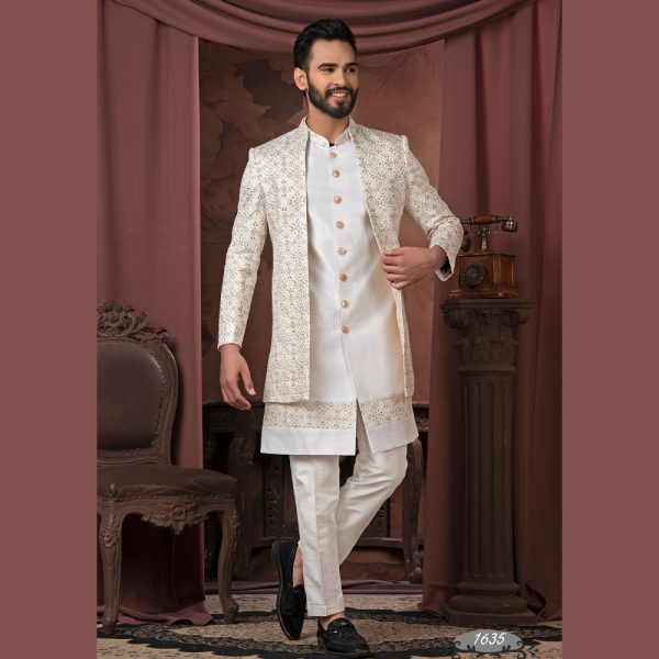 Bridalwear , Bride , Designer Sherwani , Ethnicwear , Groom , Groomsherwani , Groomwear , Indo , Indowestern , Jodhpuri , Kurtaset , Latest Sherwani , Menssuit , Safa Pagari , Sherwani , Suits , Wedding , Weddingwear,